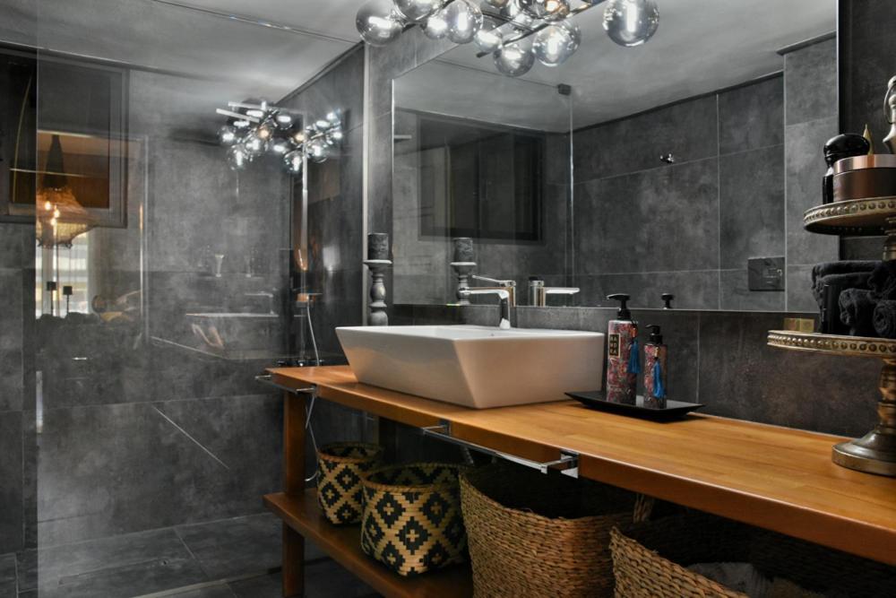 Pepromeno Luxury Apartment In The City Center Kalamáta Kültér fotó