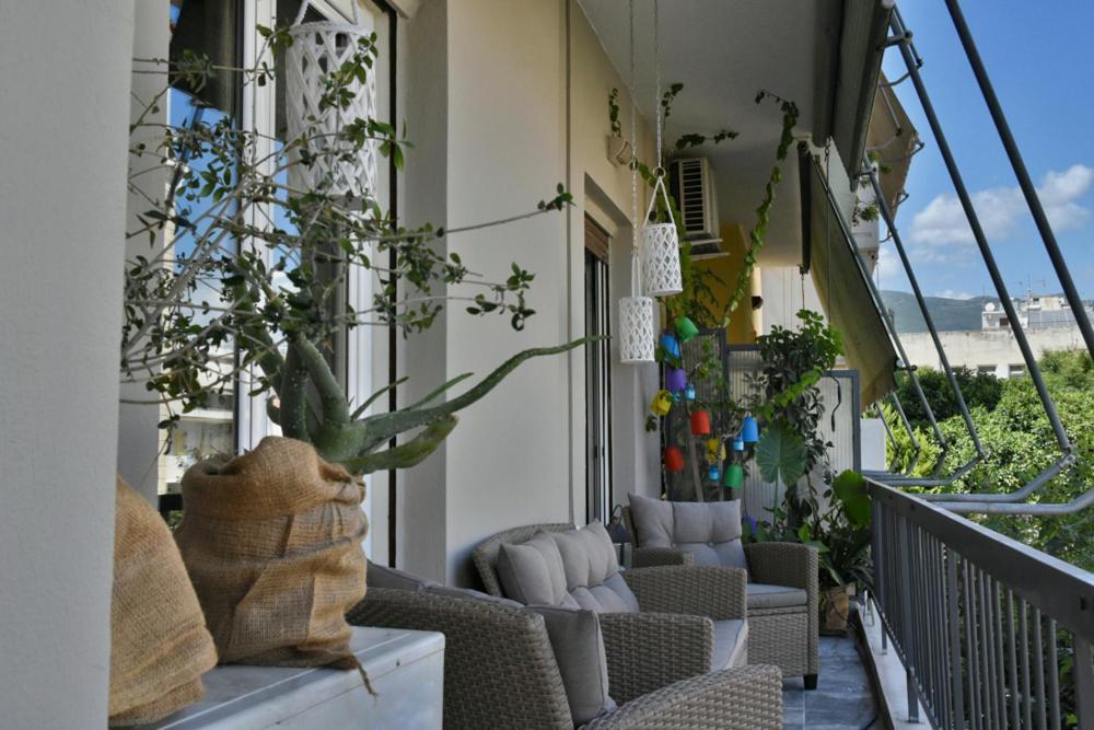 Pepromeno Luxury Apartment In The City Center Kalamáta Kültér fotó